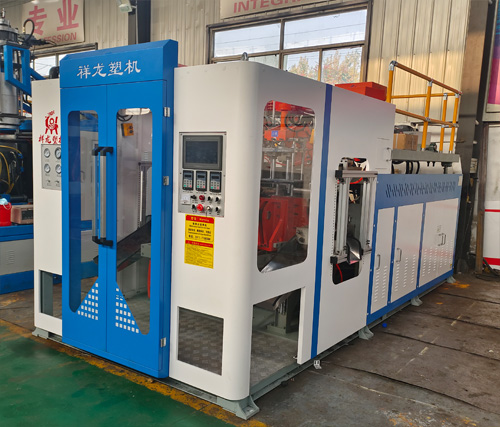 17、全自動(dòng)5升吹塑機(jī)1.jpg