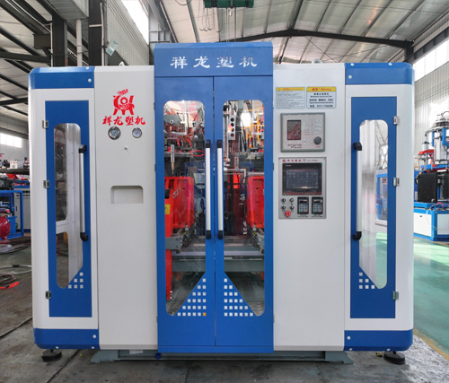 4、全自動電動移模吹塑機(jī)1.jpg